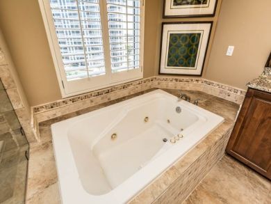 Whirlpool Tub