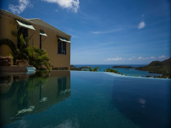 Beautiful Antigua Vacation Home Pool & Ocean Views