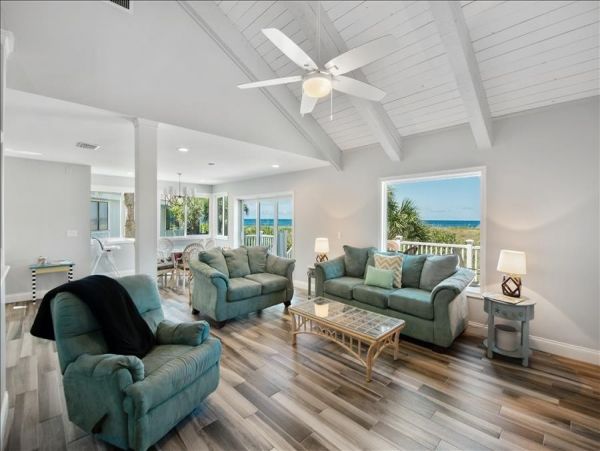 Boca Grande Beachfront Rental Home With Great Views!