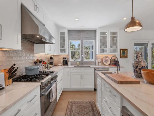 Boca Grande Vacation Rental - Luxury 3-Bedroom South End Retreat with Pool