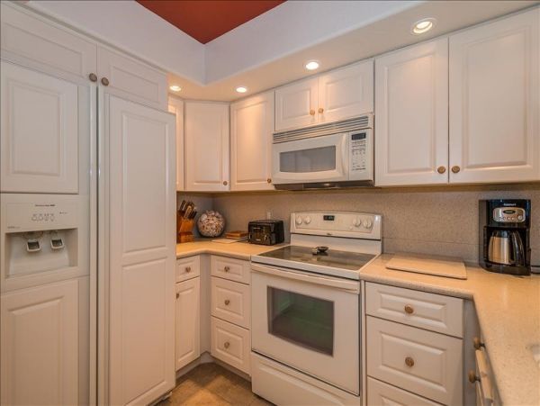 Beachfront Vacation Condo in Boca Grande Sleeps 6