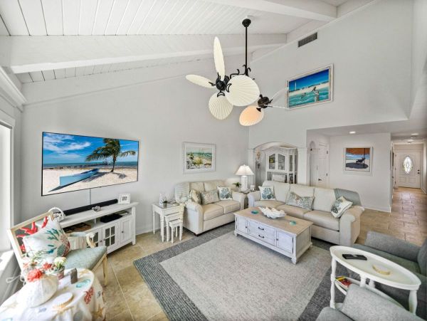 Boca Grande Vacation Rental Town Home Gulf Front Home with Balcony