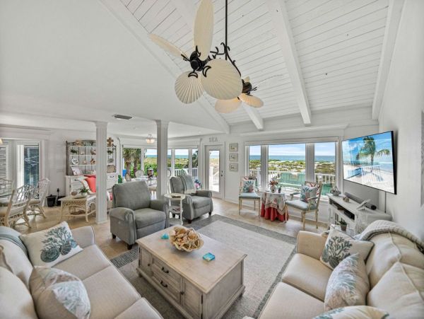Boca Grande Vacation Rental Town Home Gulf Front Home with Balcony