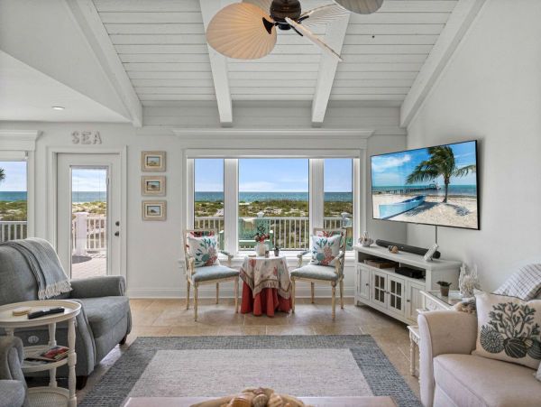 Boca Grande Vacation Rental Town Home Gulf Front Home with Balcony