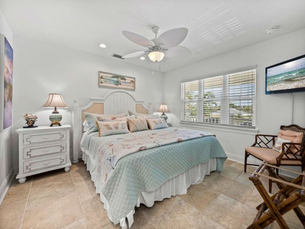 Boca Grande Vacation Rental Town Home Gulf Front Home with Balcony
