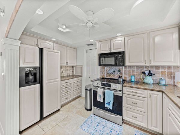 Boca Grande Vacation Rental Town Home Gulf Front Home with Balcony