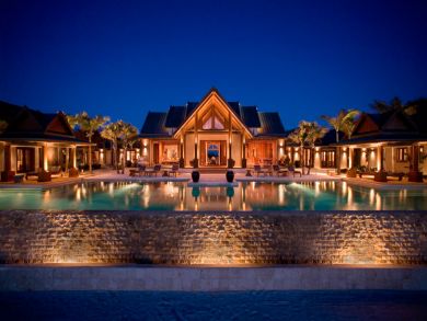 Grand Bahama Island, Bahamas luxury rental home on beach