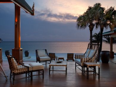 Deck with outdoor furniture