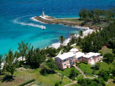 Berry Island, Bahamas beach front vacation homes