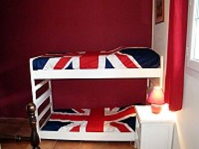 Bedroom 4 with one set of bunk beds