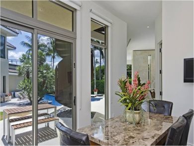 Breakfast nook