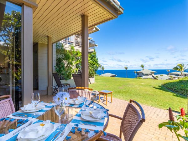 Luxury Maui Oceanfront Luxury Townhome Style Villa Kapalua
