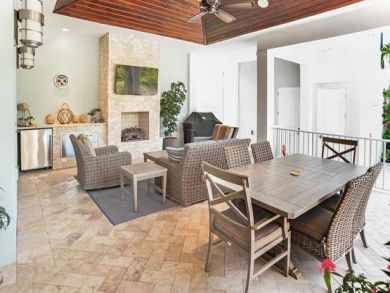 Naples Home 882325