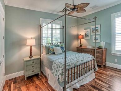 Naples Home 882325