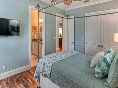 Naples Home 882325