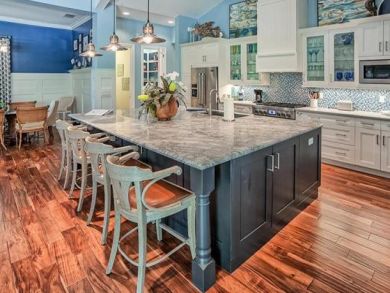 Naples Home 882325