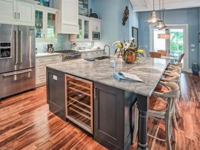 Naples Home 882325