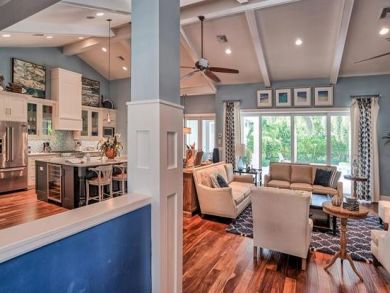 Naples Home 882325