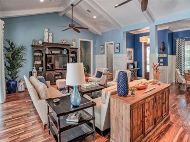 Naples Home 882325