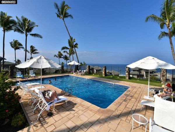 Ocean View Two Bedroom Vacation Villa in Kapalua