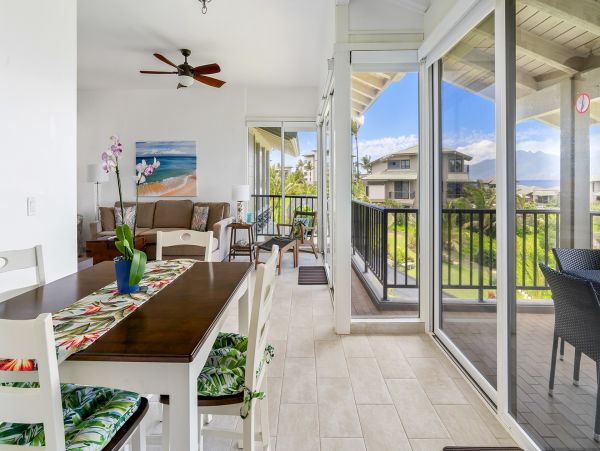 Ocean Views Lahaina Vacation Condo One Bedroom