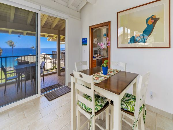 Ocean Views Lahaina Vacation Condo One Bedroom