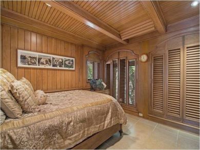 Bedroom 2 with double bed