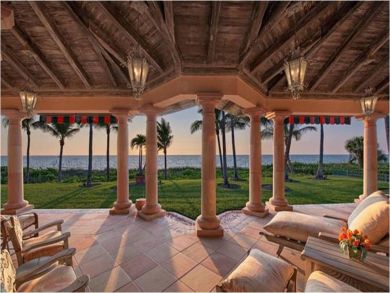 Beachfornt rental home in Naples,Florida