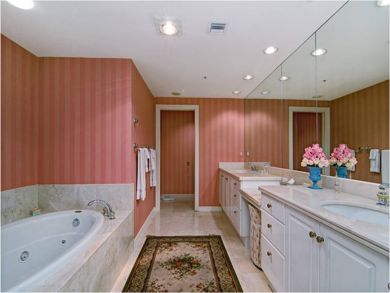 Bathroom with whirlpool tub