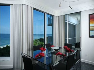 Dining room seats six