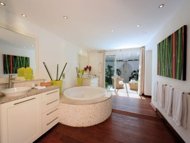Bathroom with tub & shower