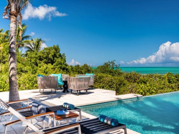 Luxury Turks & Caicos Beach Five Bedroom Vacation House