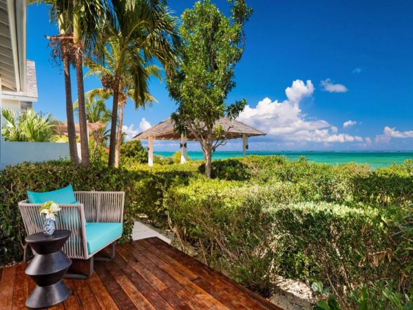 Luxury Turks & Caicos Beach Five Bedroom Vacation House