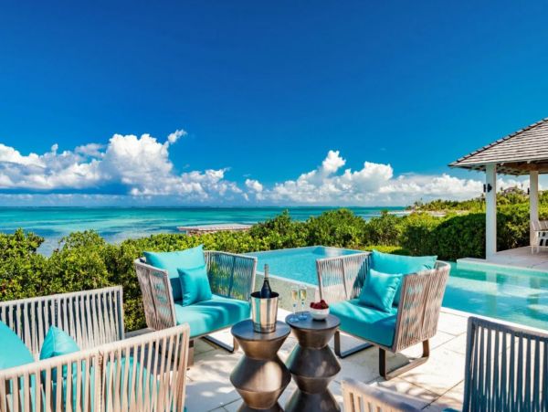 Luxury Turks & Caicos Beach Five Bedroom Vacation House
