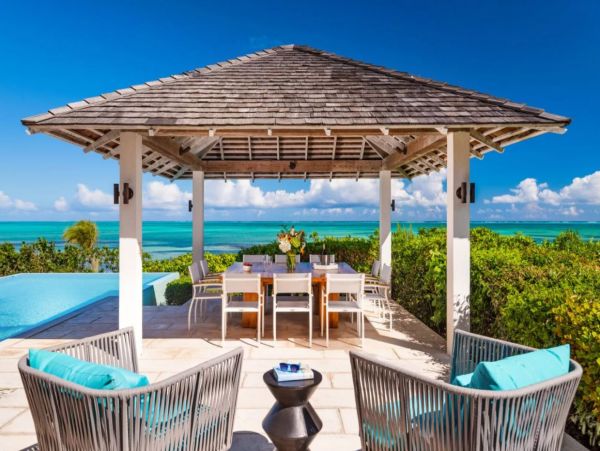 Luxury Turks & Caicos Beach Five Bedroom Vacation House