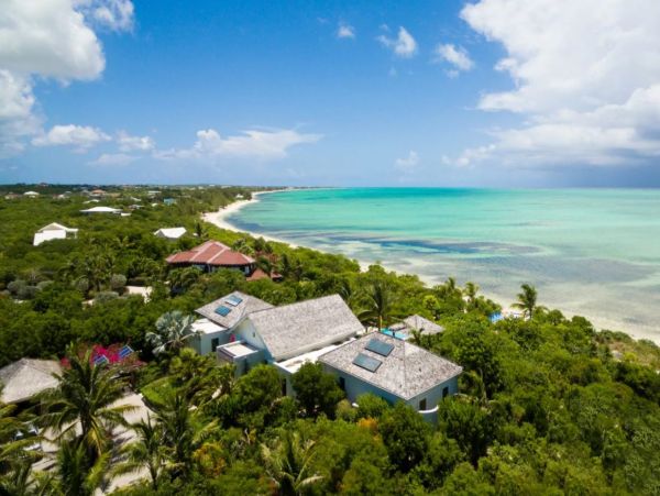 Luxury Turks & Caicos Beach Five Bedroom Vacation House