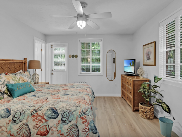 Anna Maria  Private Pool Vacation Home Two Houses Back Beach