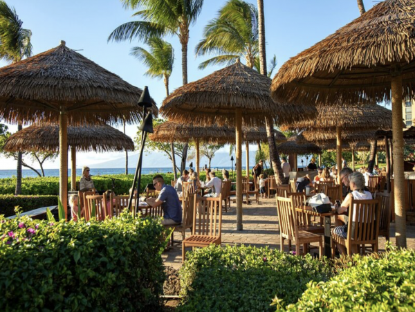 Beachfront Kaanapali Vacation Condo with Ocean Views