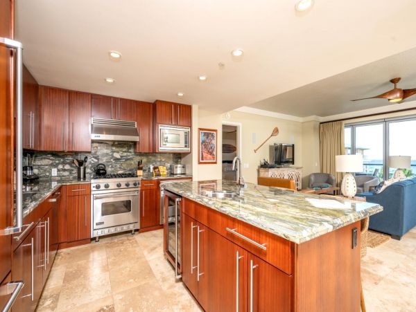 Luxurious Kaanapali Beach Villa Ocean Views Sleeps 8 Guests