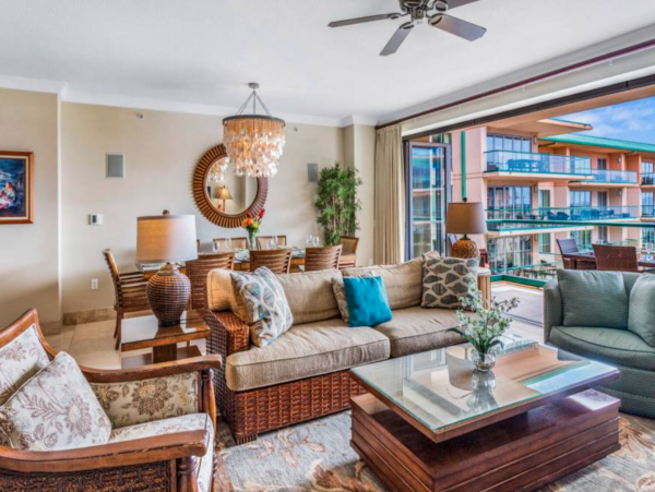 Lahaina Luxury Vacation Rental Condo Three Bedrooms