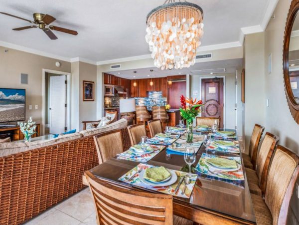 Lahaina Luxury Vacation Rental Condo Three Bedrooms