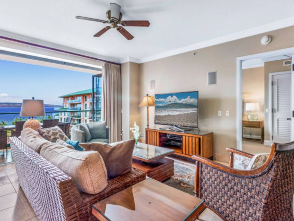 Lahaina Luxury Vacation Rental Condo Three Bedrooms