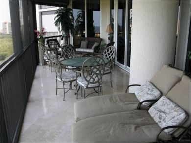 Furnished balcony
