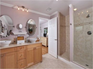 Ensuite bathroom Ensuite bathroom