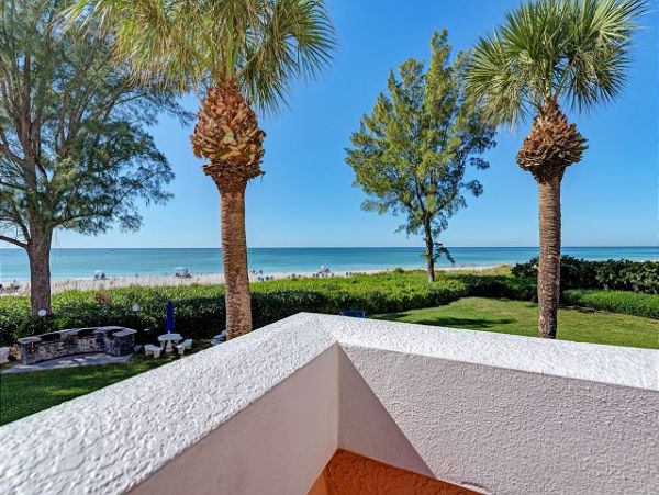Two Bedroom Vacation Condo On Beach in Longboat Key
