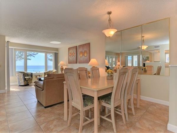 Gulf Front Vacation Condo in Longboat Key with Amazing Views