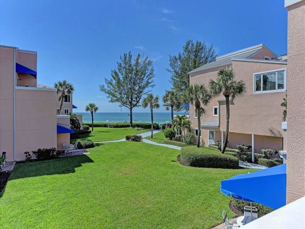 Beachfront Beauty on Longboat Key