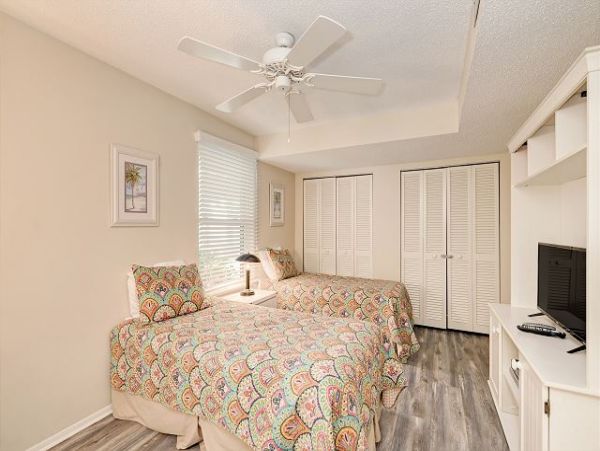 Gulf Front Longboat Key Vacation Condo Two Bedroom