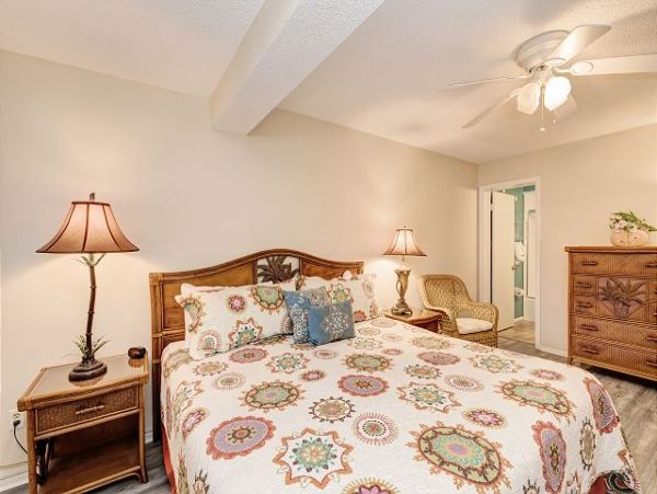 Gulf Front Longboat Key Vacation Condo Two Bedroom