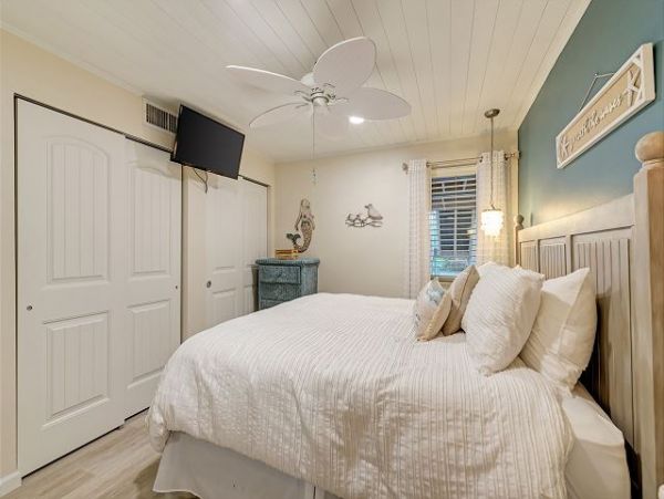 Longboat Key Vacation Condo 2 Bedrooms